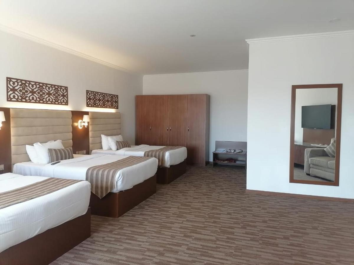Hamdan Plaza Hotel Salalah, An Htg Hotel Buitenkant foto