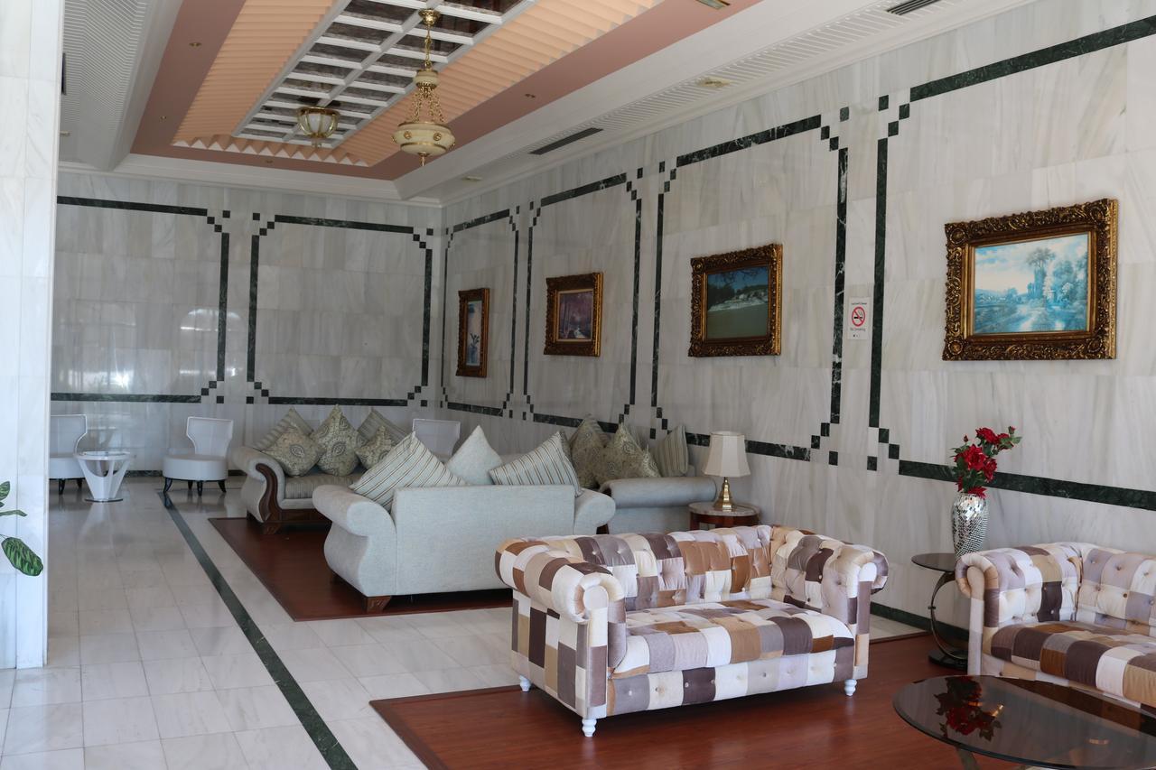 Hamdan Plaza Hotel Salalah, An Htg Hotel Buitenkant foto