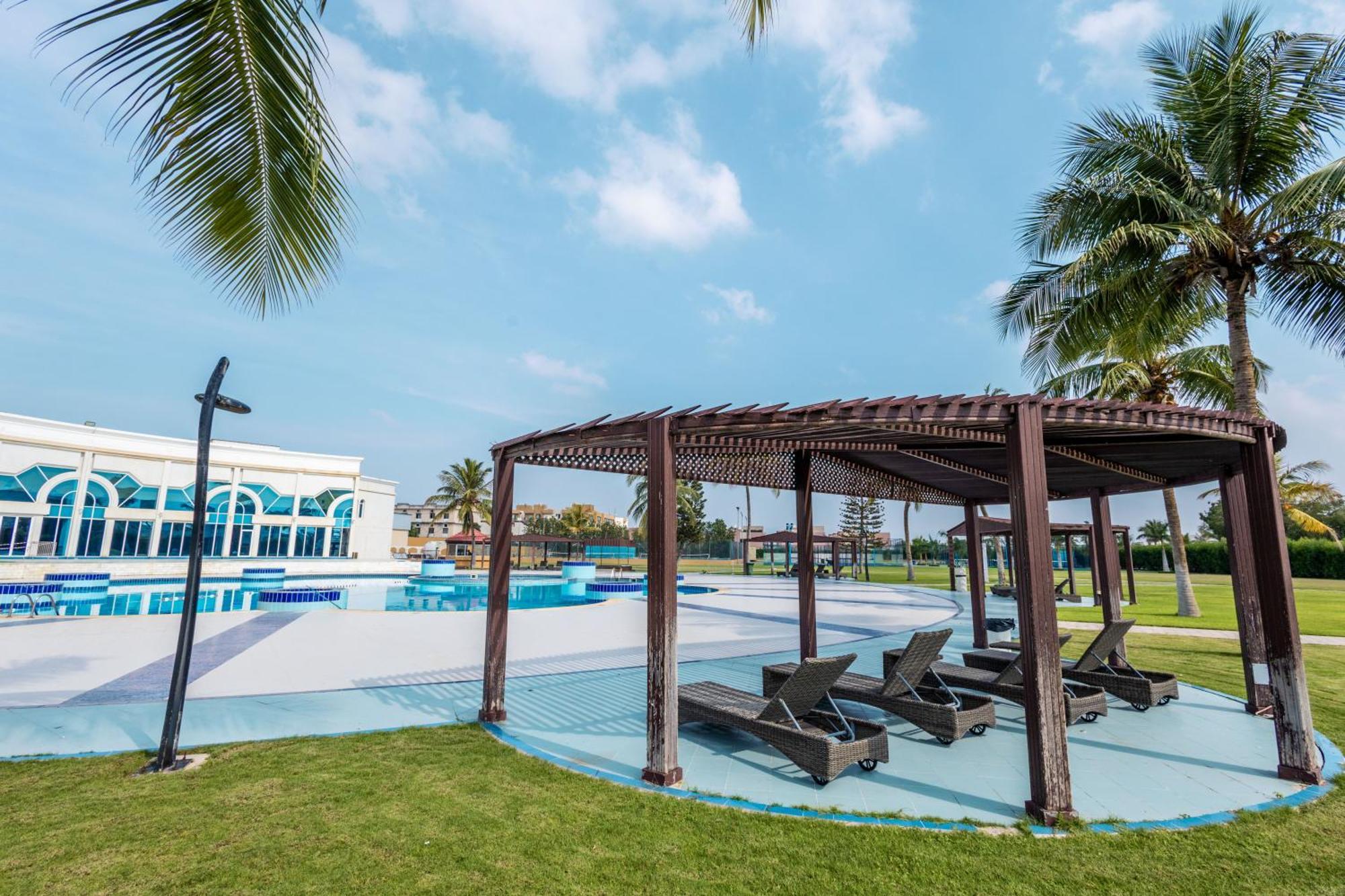Hamdan Plaza Hotel Salalah, An Htg Hotel Buitenkant foto