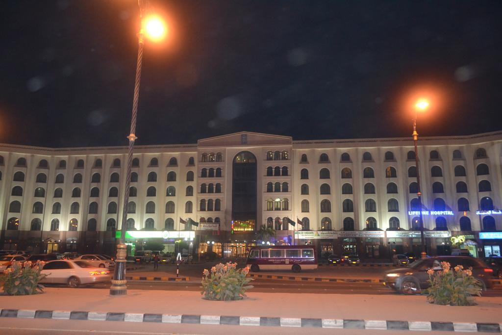 Hamdan Plaza Hotel Salalah, An Htg Hotel Buitenkant foto
